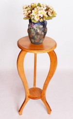 Okrúhly stolík ROXY z borovice- Glamour Glimse – fotka 2